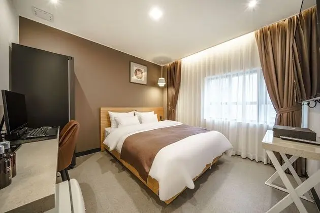 Deluxe Double Room A