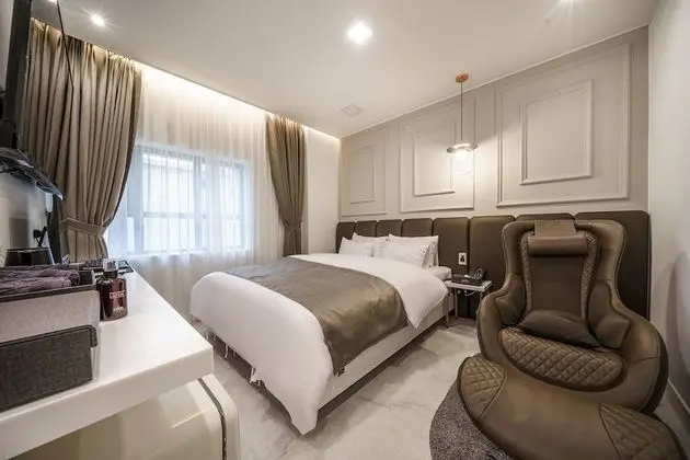 Deluxe Double Room B