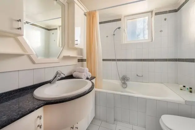 Villa, Deniz Manzaralı, Denize Sıfır