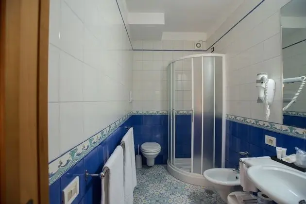 Dört Kişilik Oda