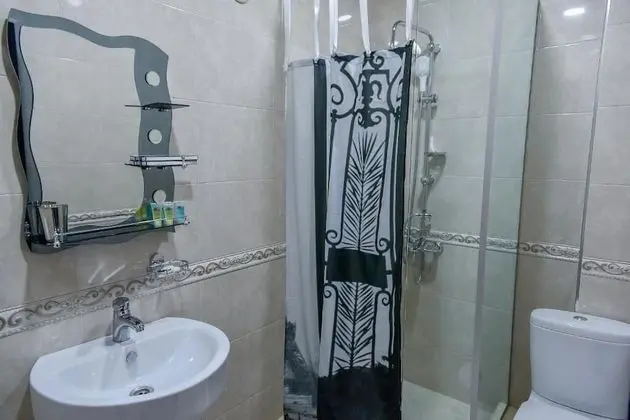 Standard Tek Büyük Yataklı Oda