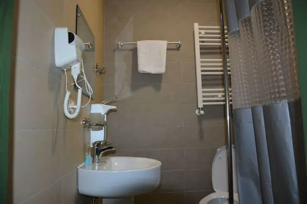 Comfort Tek Büyük Yataklı Oda