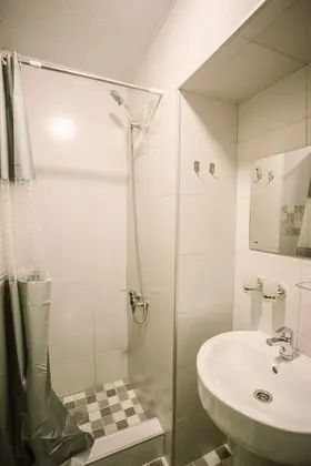 Economy Tek Büyük Yataklı Oda