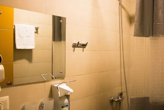 Economy Tek Büyük Yataklı Oda