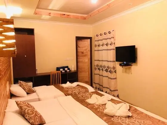 Deluxe Üç Kişilik Oda