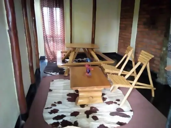 Family Kır Evi