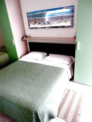Üç Kişilik Oda
