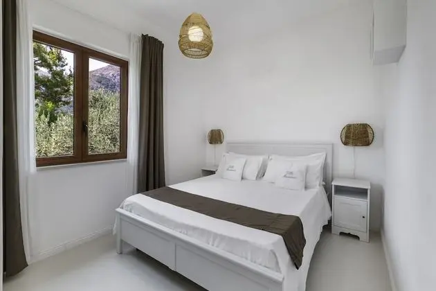 Villa, 4 Yatak Odası, Sigara İçilebilir, Sıcak Su Havuzu