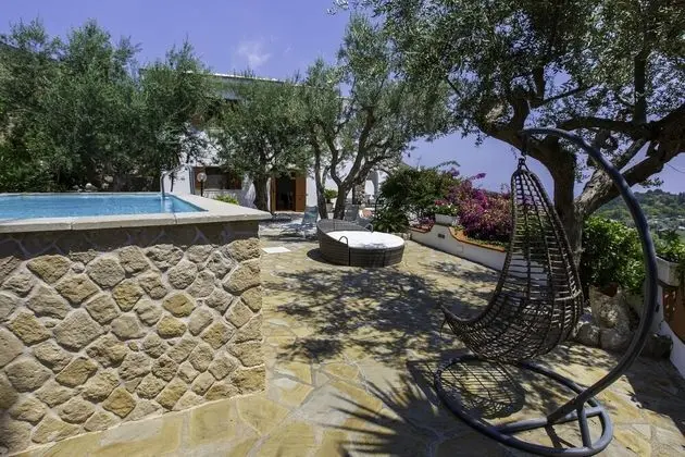 Villa, 4 Yatak Odası, Sigara İçilebilir, Sıcak Su Havuzu
