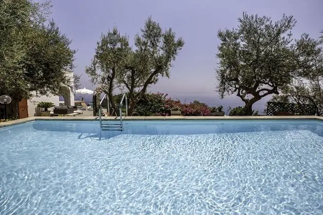 Villa, 4 Yatak Odası, Sigara İçilebilir, Sıcak Su Havuzu