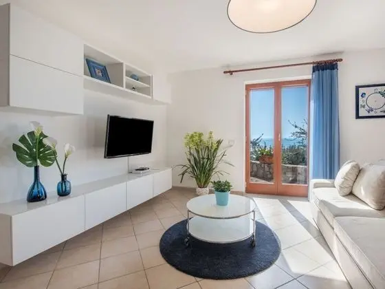 Villa, 4 Yatak Odası, Sigara İçilebilir, Sıcak Su Havuzu