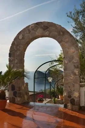 Villa, 4 Yatak Odası, Sigara İçilebilir, Sıcak Su Havuzu