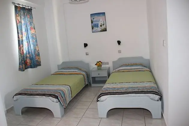 Stüdyo (for 3)