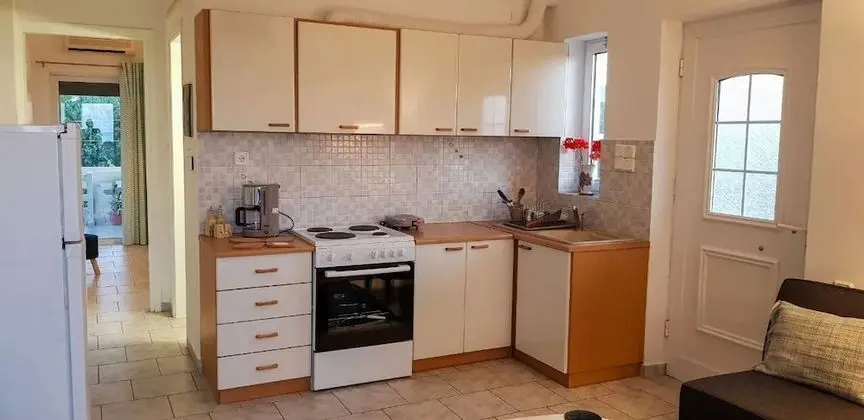 Comfort Apart Daire, 1 Yatak Odası, Deniz Manzaralı, Bahçeli