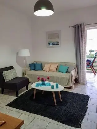 Comfort Apart Daire, 1 Yatak Odası, Deniz Manzaralı, Bahçeli