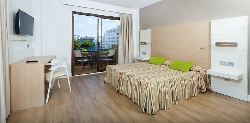 Tek Büyük Yataklı Oda, Balkon, Ek Bina (2 Adults)
