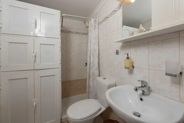 Apart Daire, 2 Çift Kişilik Yatak, Sigara İçilmez