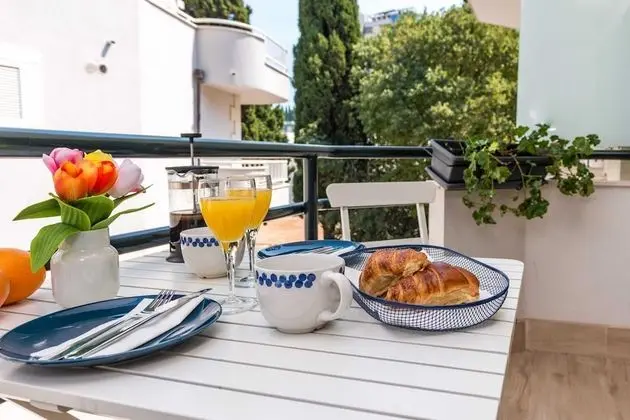 Stüdyo (Studio Apartment with Balcony)