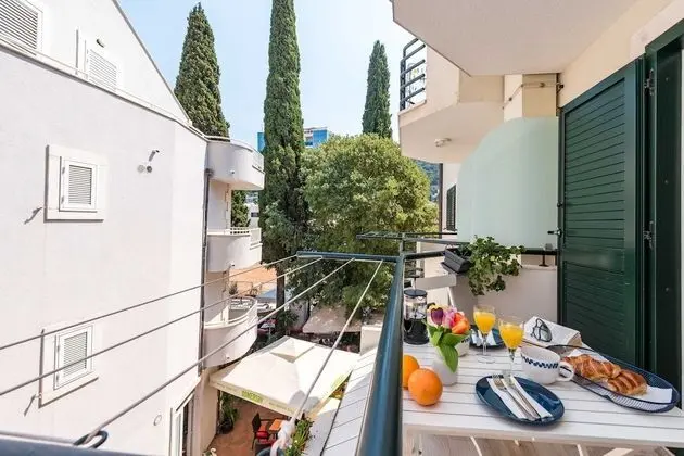 Stüdyo (Studio Apartment with Balcony)