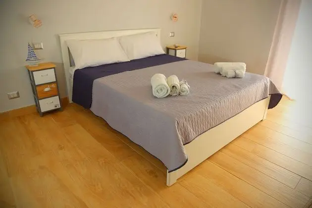 Deluxe Tek Büyük Yataklı Oda, Balkon, Deniz Manzaralı