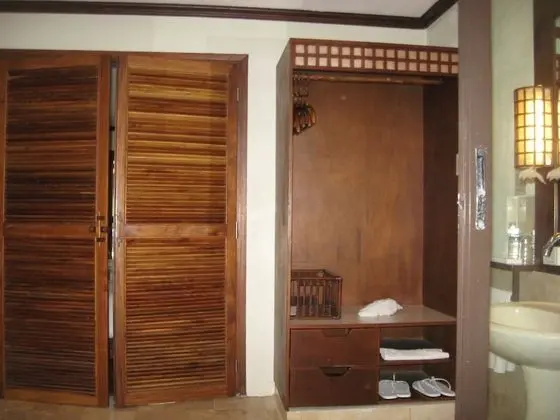 Royal Bungalow