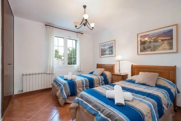 Villa (4 Bedrooms)