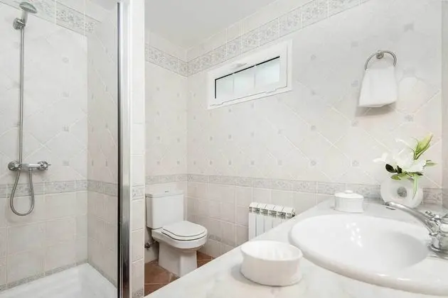 Villa (4 Bedrooms)