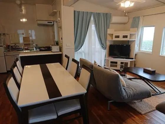 Ev (Maribu Beach House)