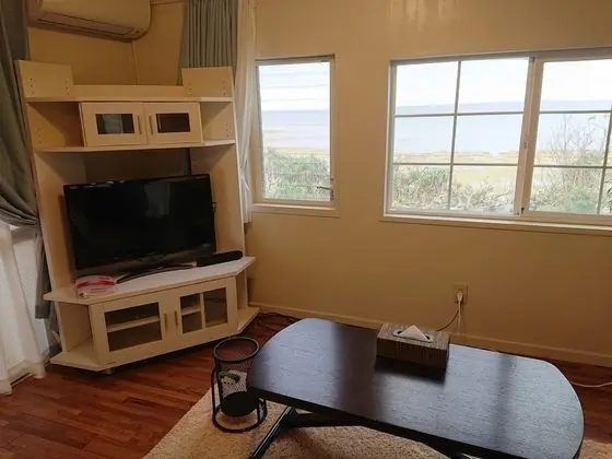Ev (Maribu Beach House)