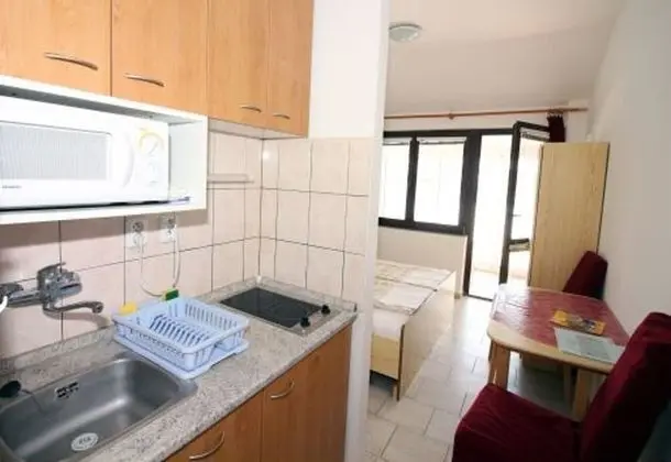Stüdyo (Marica - 10m from sea - SA5(2))