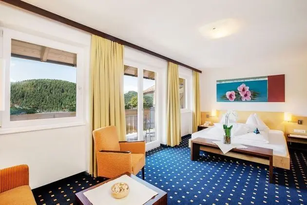 Superior Tek Büyük veya İki Ayrı Yataklı Oda, Balkon