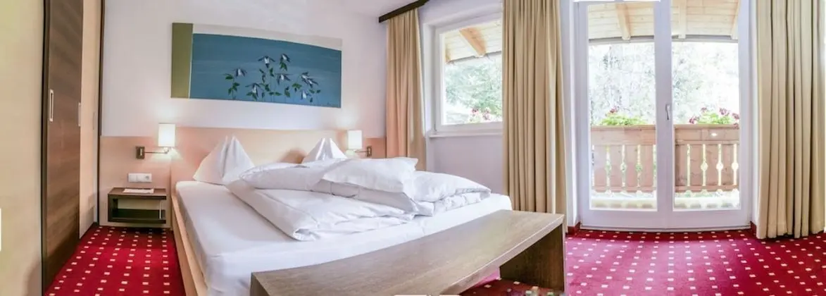 Superior Tek Büyük veya İki Ayrı Yataklı Oda, Balkon