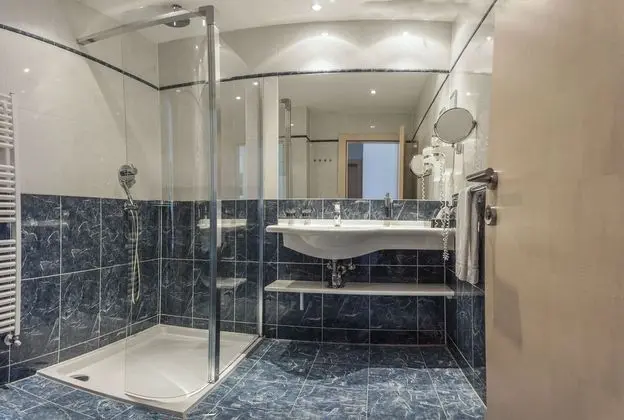 Superior Tek Büyük veya İki Ayrı Yataklı Oda, Balkon