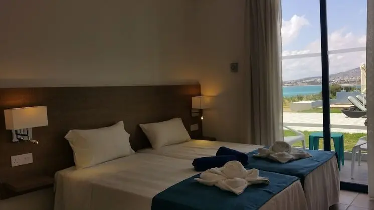 Süit, 2 Yatak Odası (Suite & Pool View)