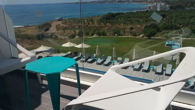 Süit, 2 Yatak Odası (Suite & Pool View)