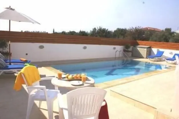 Villa, 3 Yatak Odası, Kişiye Özel Havuzlu