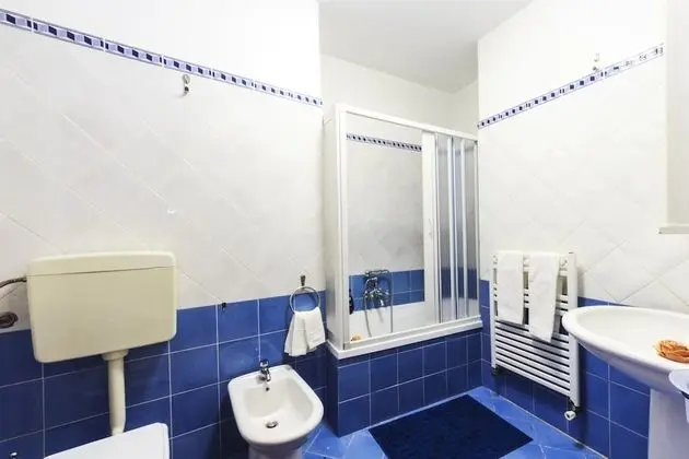 Üç Kişilik Oda, Özel Banyo