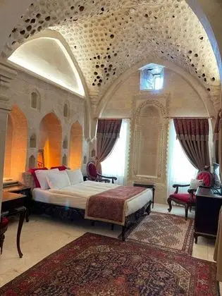 Suite, Avlu Manzaralı