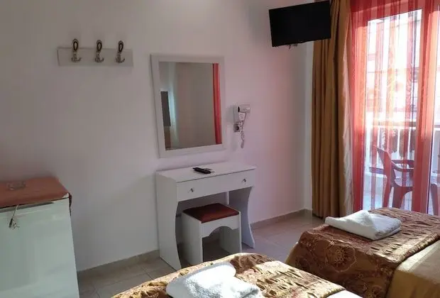 Tek Büyük veya İki Ayrı Yataklı Oda