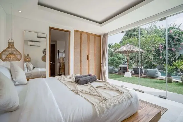 Basic Villa, Birden Çok Yatak