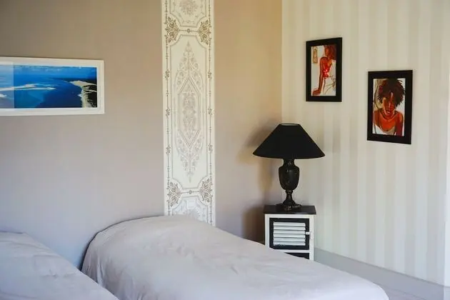 Tek Büyük veya İki Ayrı Yataklı Oda (Pinasse)