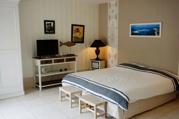 Tek Büyük veya İki Ayrı Yataklı Oda (Pinasse)