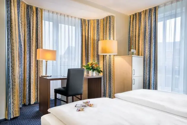 Comfort Tek Büyük Yataklı Oda