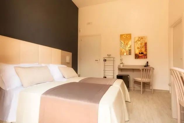 Deluxe Tek Büyük veya İki Ayrı Yataklı Oda