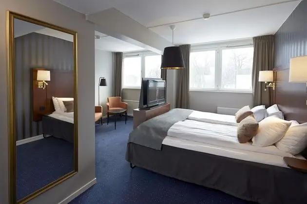 Tek Büyük veya İki Ayrı Yataklı Oda