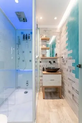 EMERALD SUITE, PANORAMIC SEA AND CITY