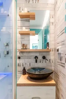 EMERALD SUITE, PANORAMIC SEA AND CITY