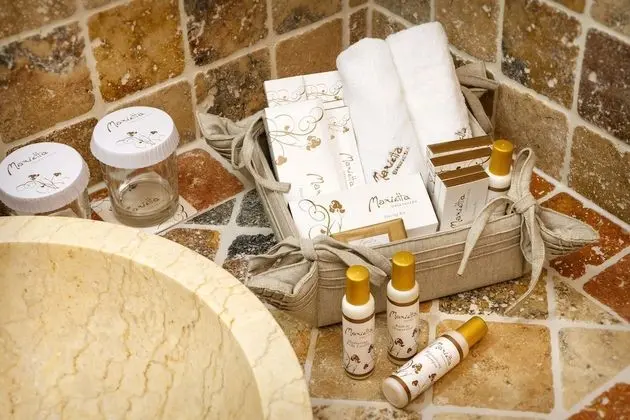 Tek Büyük veya İki Ayrı Yataklı Oda (Alpin)