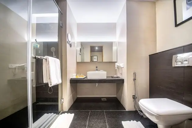 Luxury Oda