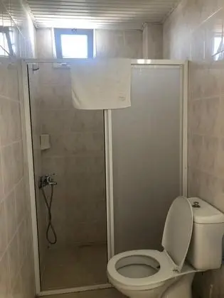 Apartment, Kara Manzaralı